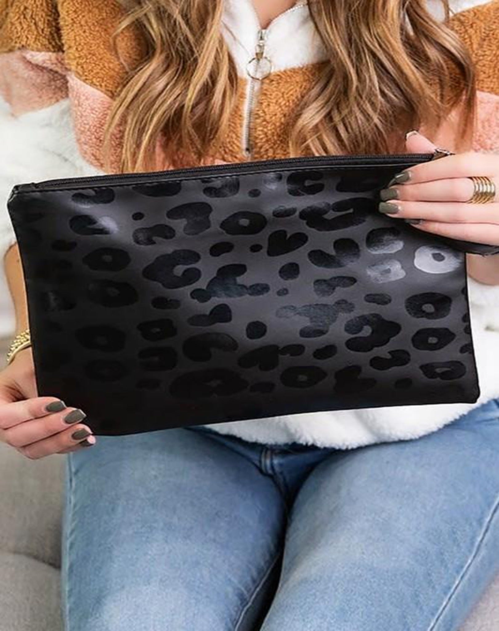 Faux Leather Leopard Clutch - Harper Renae Boutique