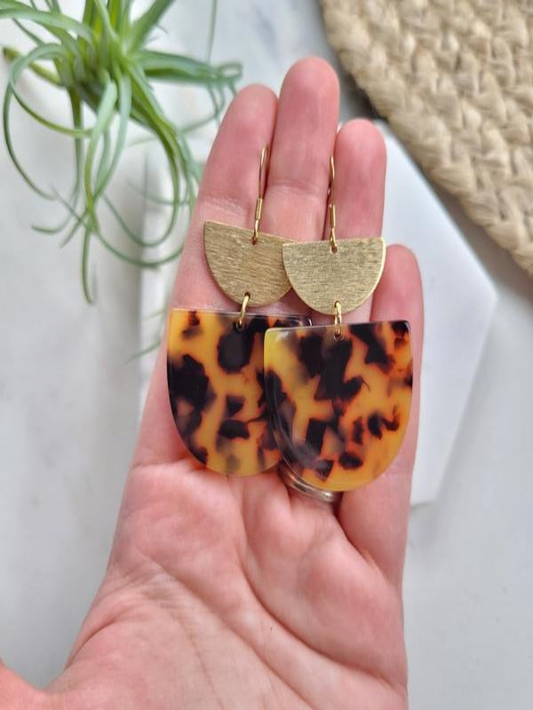 Tayla Tortoise Shell Earrings - Harper Renae Boutique