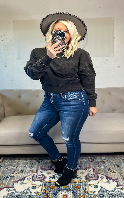 Mason Cropped Sweatshirt - Black - Harper Renae Boutique